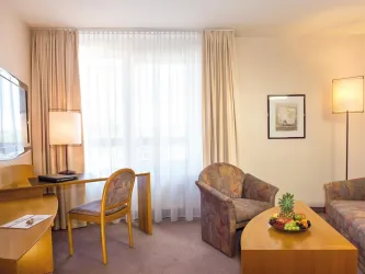 Apartment, Sitzgruppe (© Barbara Heinz für Victor's Residenz-Hotels)