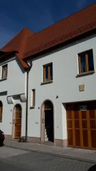 Eingang hoch