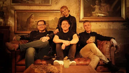 Das artUP-Team 2026: Timothy Starratt, René BUJA, Nina Bussjäger, Gizmoh (Georg Rück) v.l.n.r.

