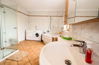 Badezimmer (© artdefacto)