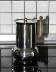 Küche-Espressokocher (© Barbara Pfeifenroth)