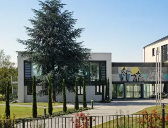 Nur wenige Gehminuten vom beeindruckenden Speyerer Dom und dem historischen Stadtkern entfernt liegt das Gäste- und Tagungshaus Sankt German, ein besonderer Ort der Offenheit, Ruhe und Inspiration.