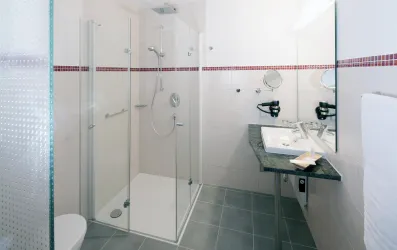 Badezimmer Superior (© Jörg Pahlke)