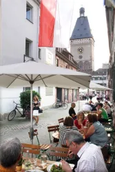 Freisitz mit Altpörtel