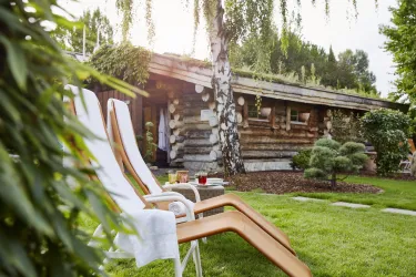 Teilblick zum Spa Garten