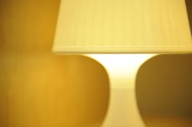 046