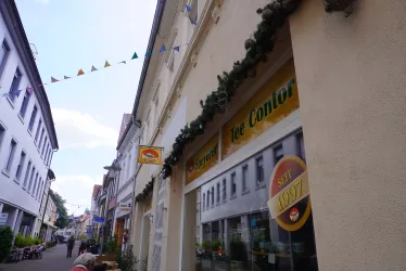 Geschäfte entlang der Roßmarktstraße