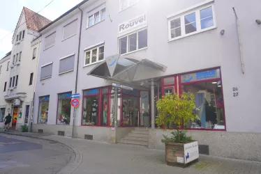 Geschäfte entlang der Roßmarktstraße