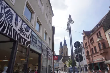 Geschäfte entlang der Gilgenstraße