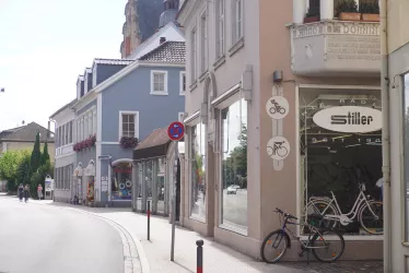Geschäfte entlang der Gilgenstraße