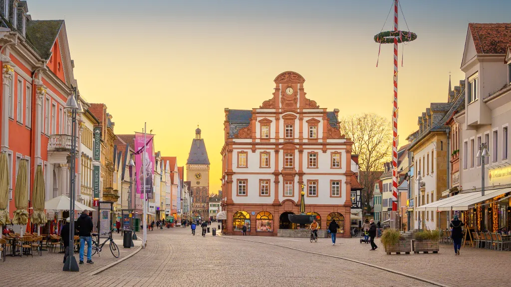 Innenstadt von Speyer bei Sonnenaufgang