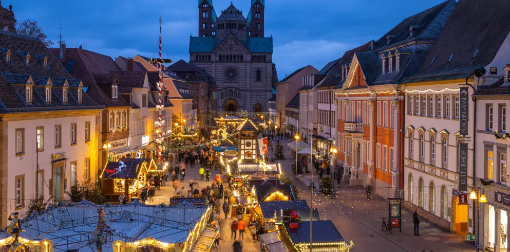 Weihnachtsmarkt auf der Maximilianstraße