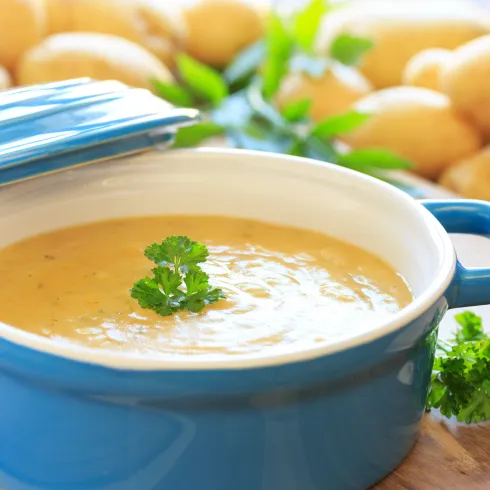 ein Topf "Grumbeeersupp", also Kartofffelsuppe